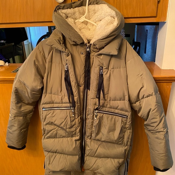 Amazon jacket - Picture 4 of 4